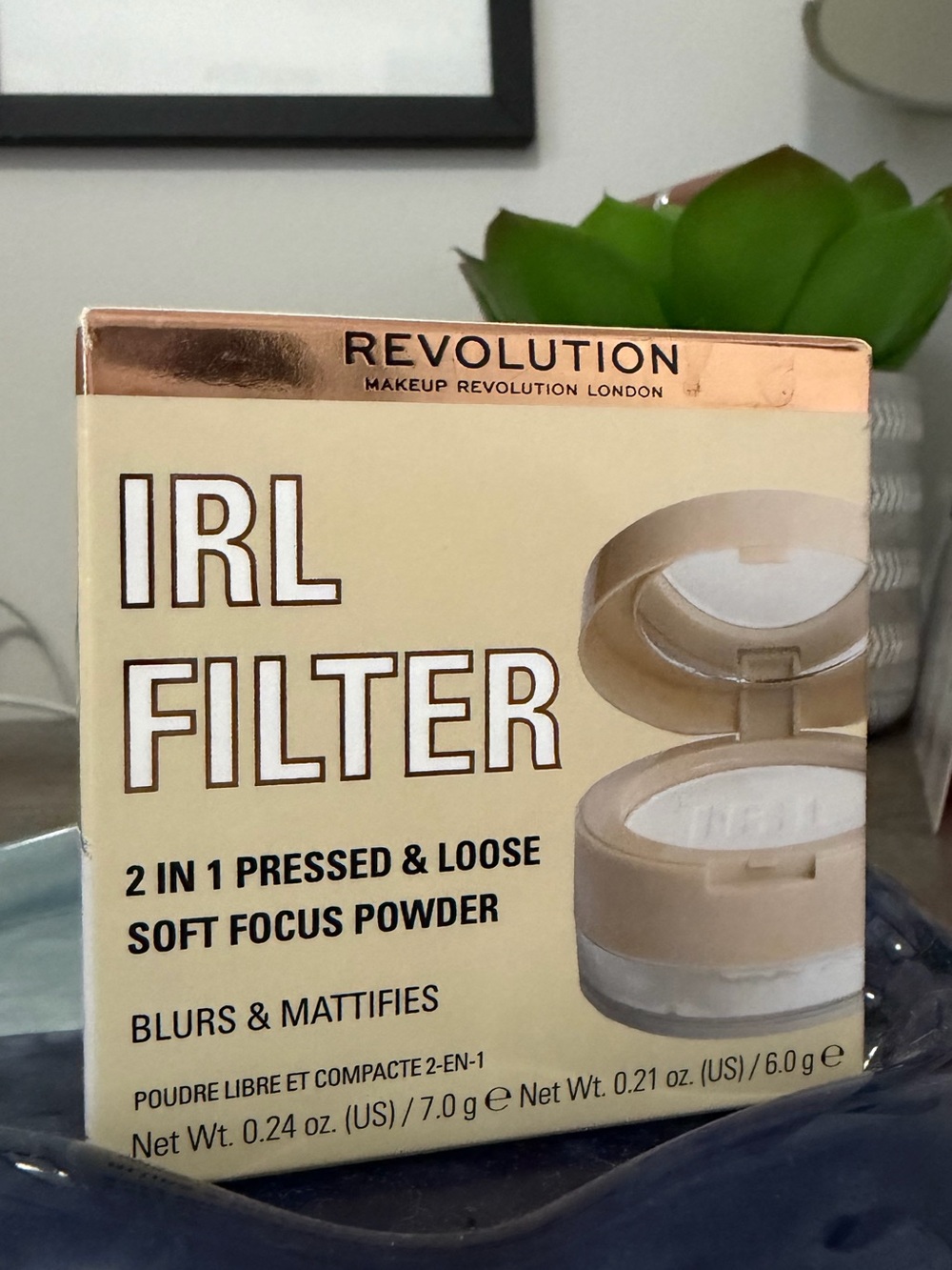 TWO Revolution IRL Filter 2-in-1 Pressed & Loose Soft Focus Powder - Neutral